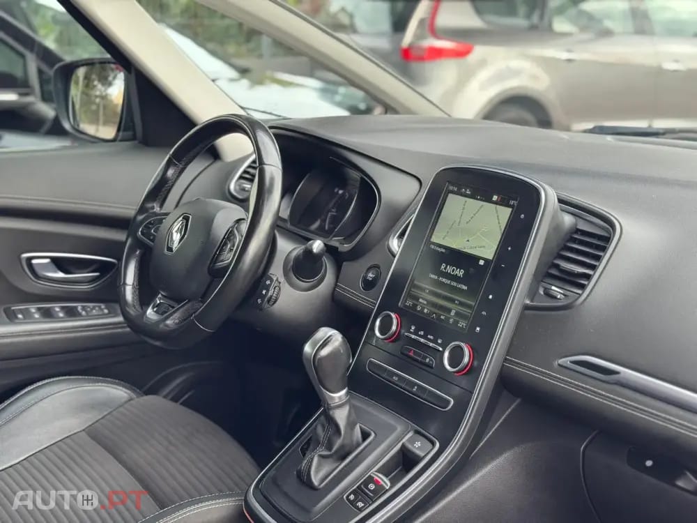 Renault Grand Scénic 1.7 Blue dCi Bose Edition EDC