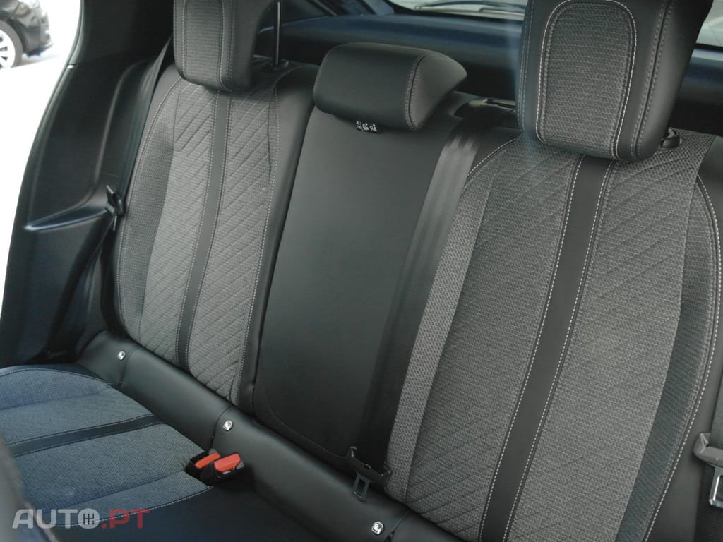 Peugeot 208 1.2 PureTech Allure