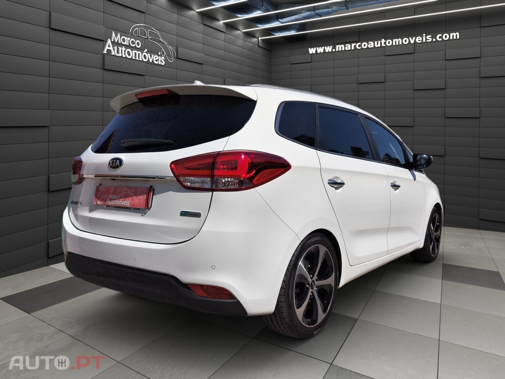 Kia Carens 1.7 CRDi ISG TX