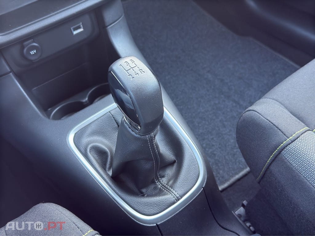 Citroen C3 Pure Tech Shine
