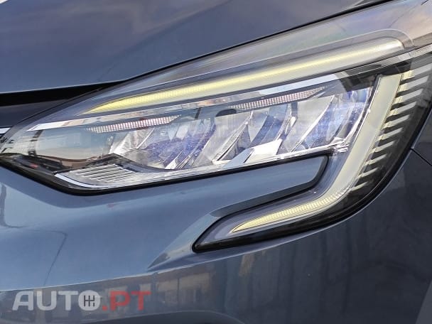 Renault Clio TCe 100 INTENS