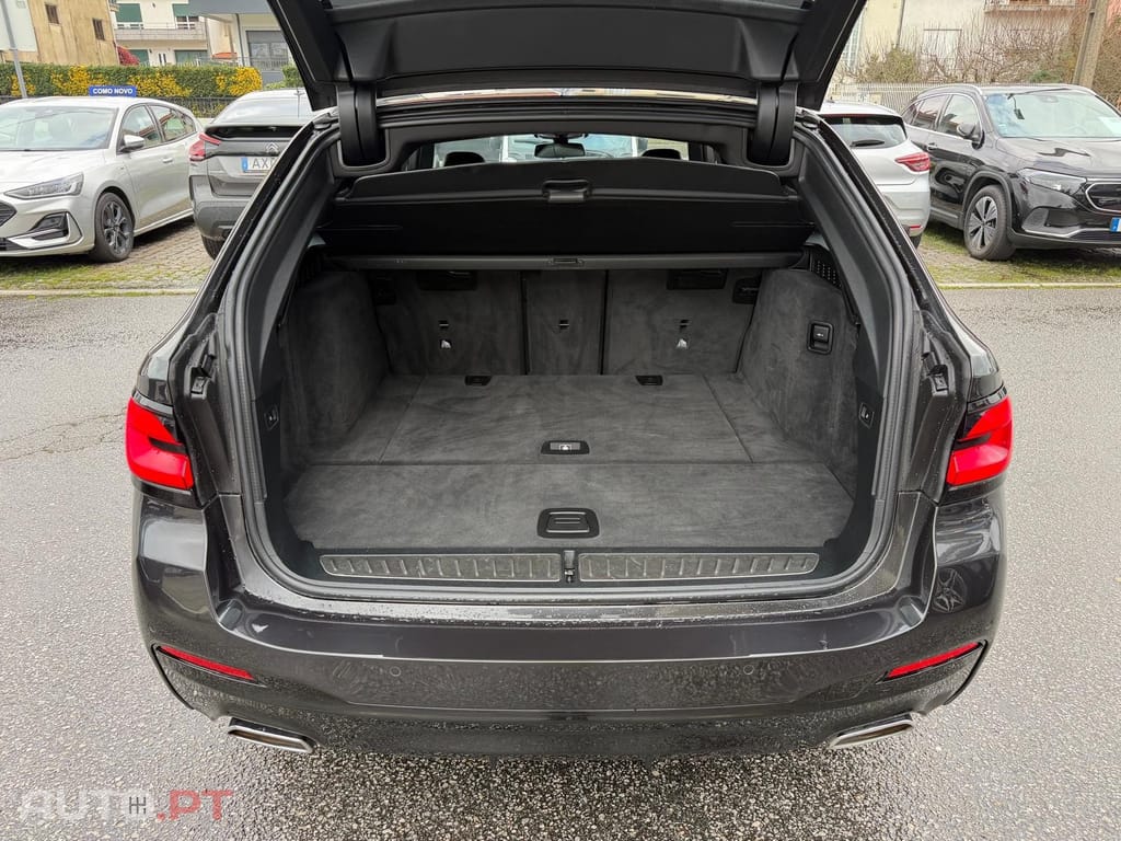 BMW 520 d Pack Desportivo M Auto