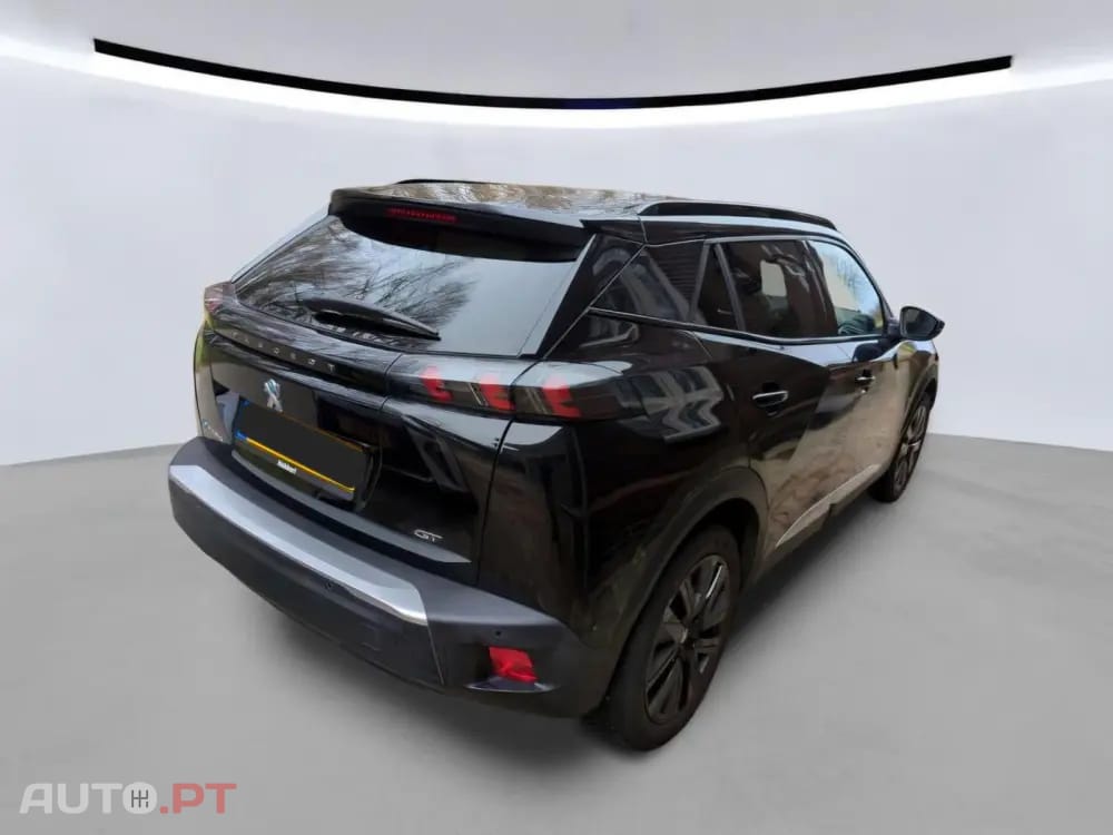 Peugeot E-2008 50 kWh GT