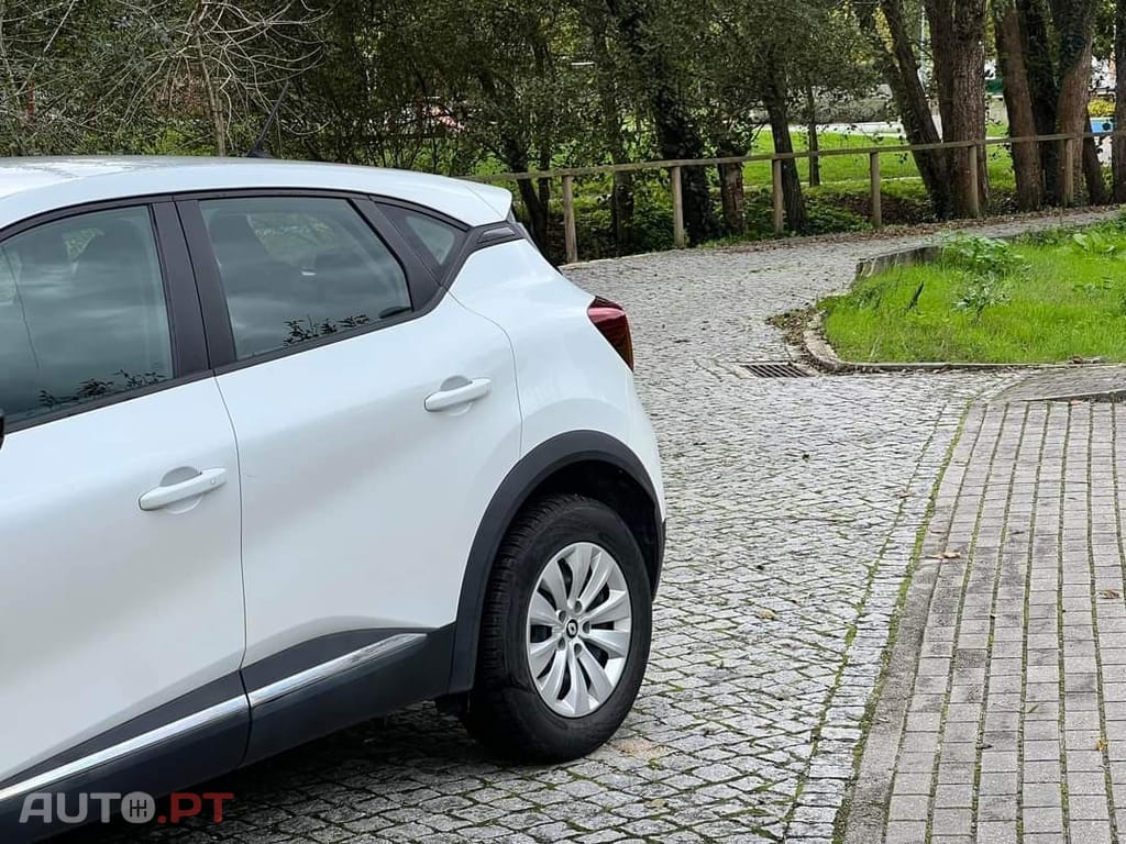 Renault Captur 1.0 TCe Exclusive