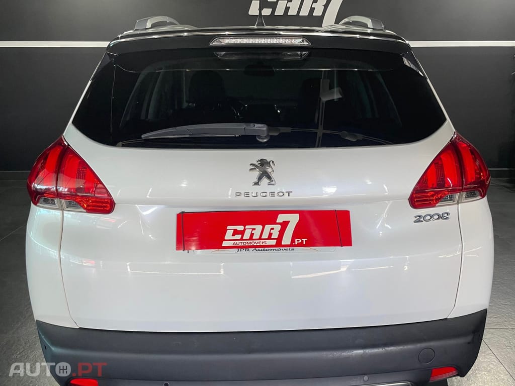 Peugeot 2008 1.2 PureTech Allure