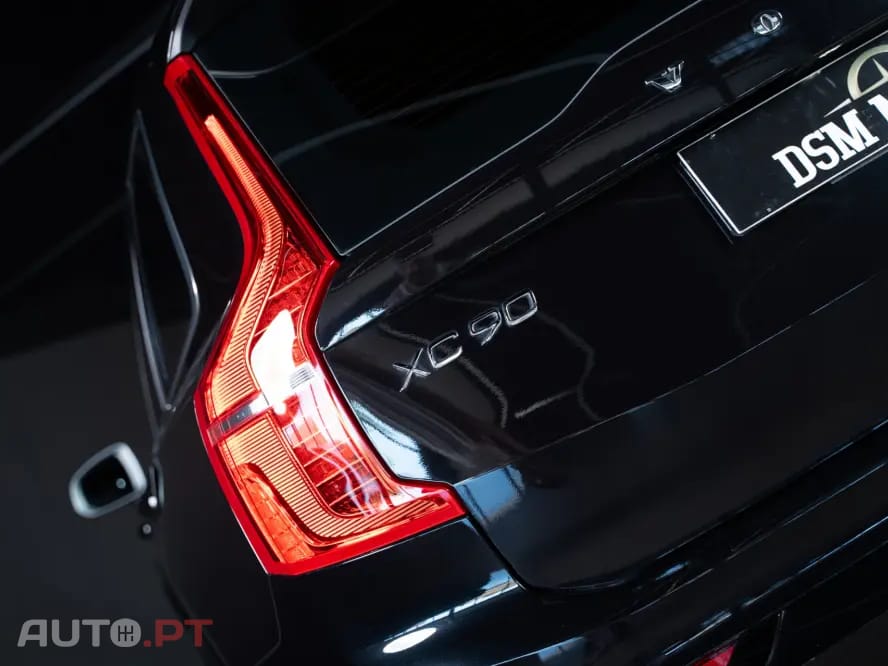 Volvo XC90 2.0 D4 R-Design