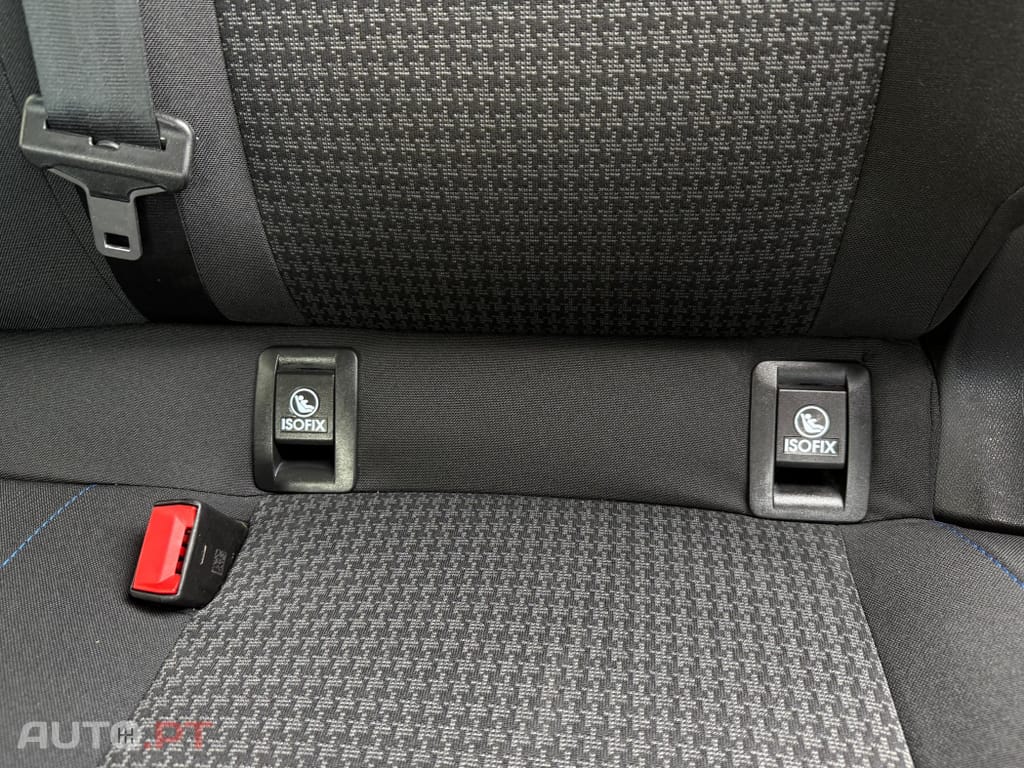 Peugeot 308 1.5 BlueHDi Style J17