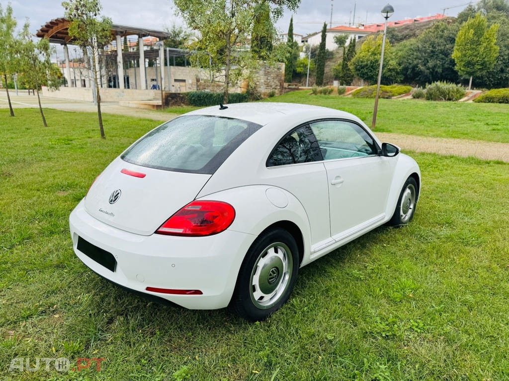 Volkswagen New Beetle VW New Beetle 1.6 TDi Design