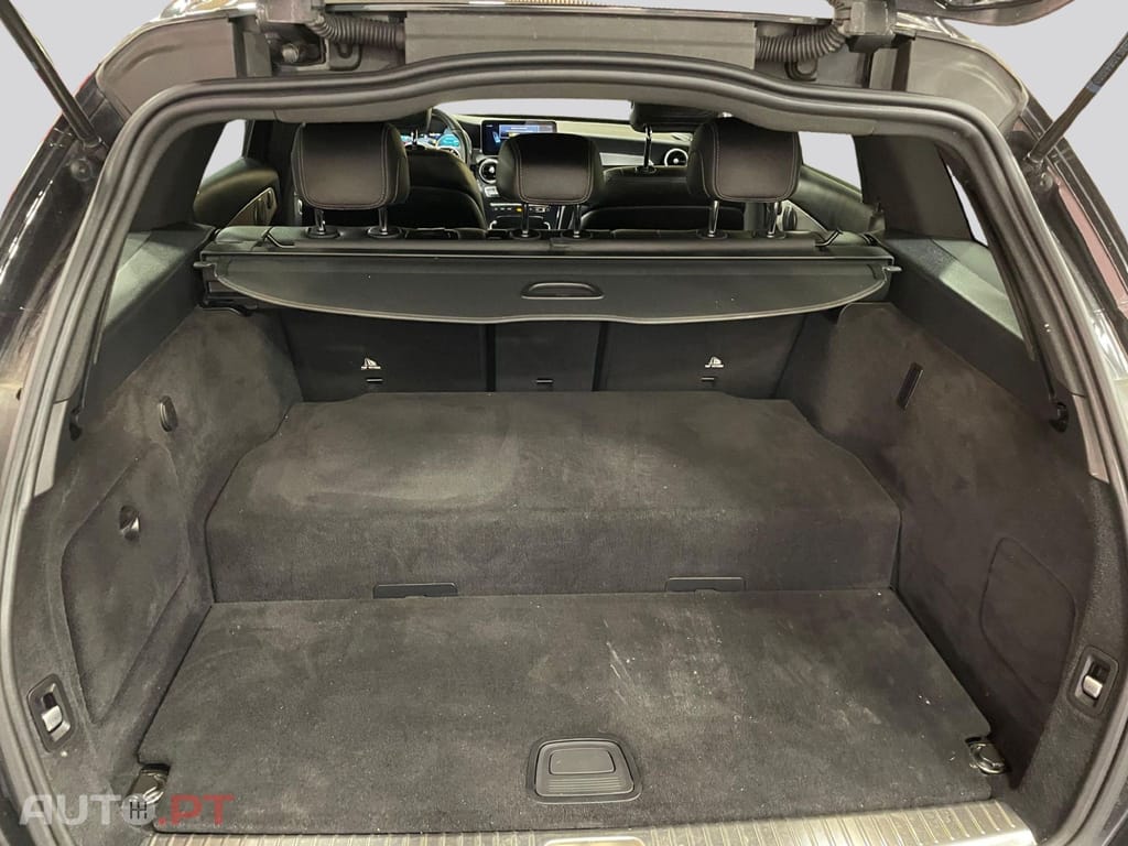 Mercedes-Benz C 300 e Avantgarde