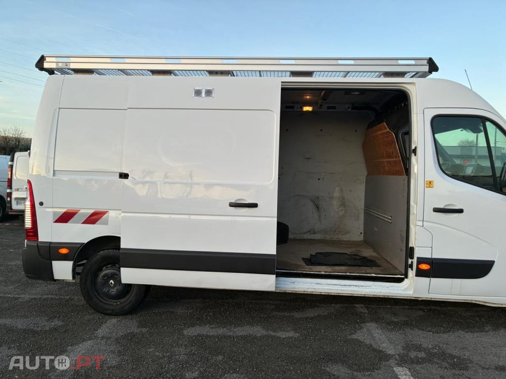 Renault Master 2.3 dCi L3H2 3.5T Grand Confort
