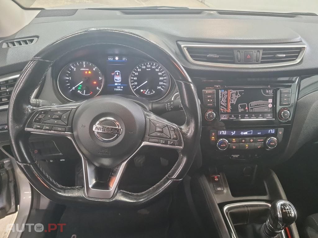 Nissan Qashqai 1.5 dCi N-Connecta J18