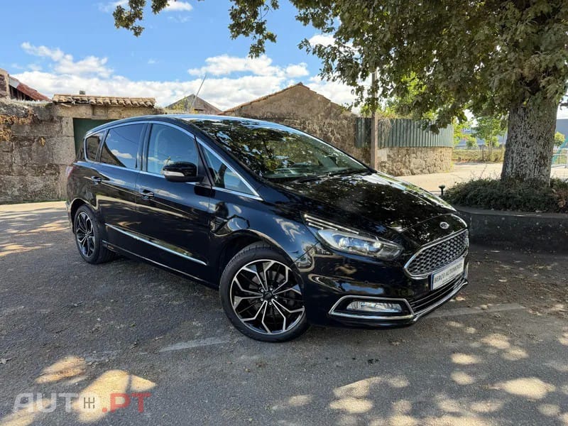 Ford S-Max 2.0 TDCi Vignale Powershift