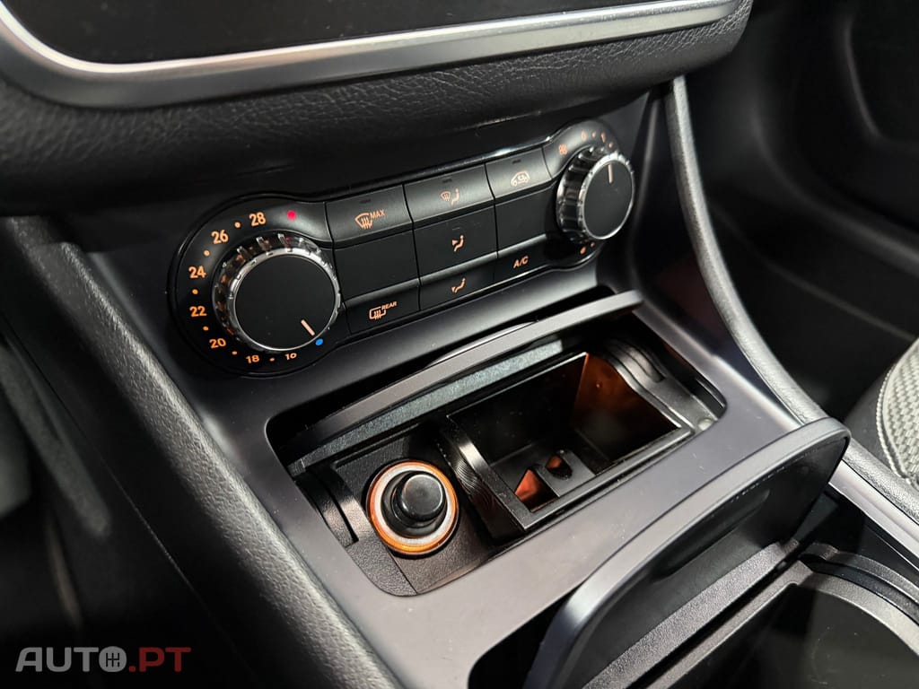 Mercedes-Benz CLA 180 d Shooting Brake
