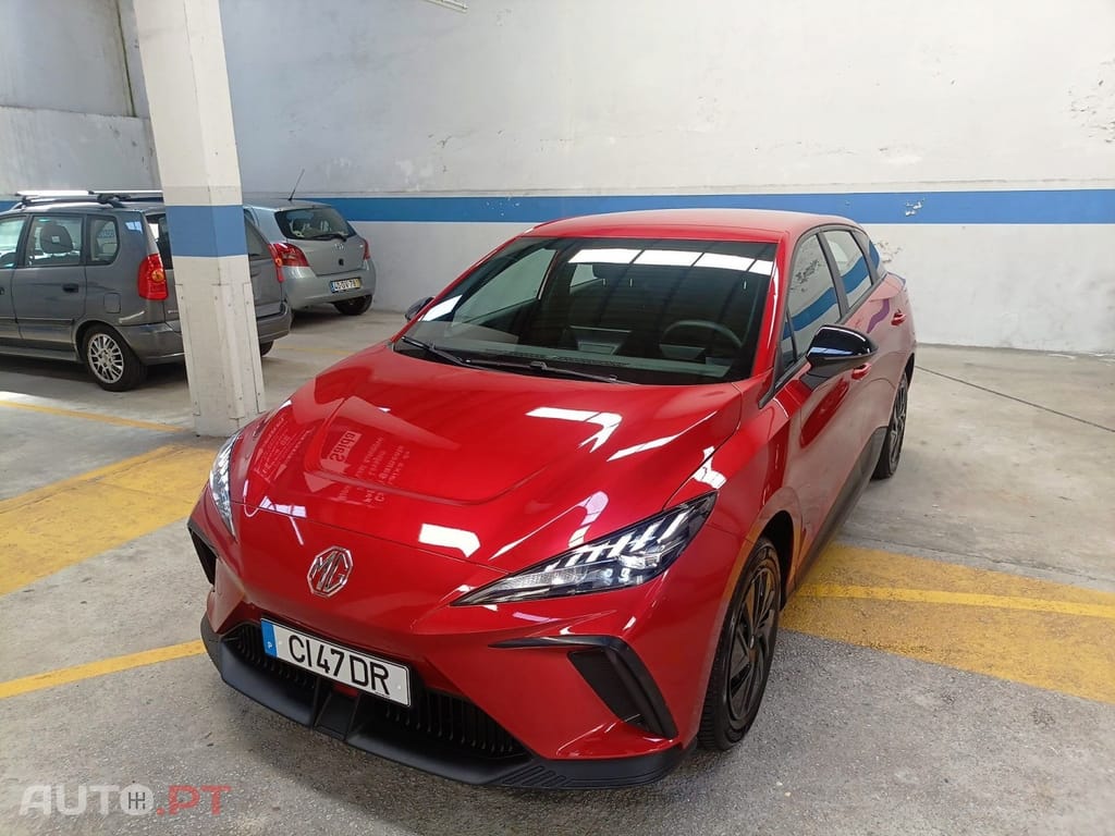MG MG4 51 kWh Standard