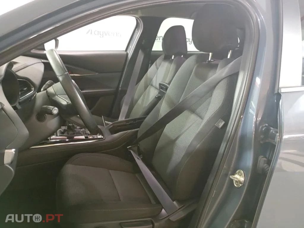 Mazda CX-30 2.0 Sky-G Evolve i-Active +Sport