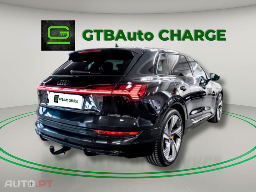 Audi E-Tron I.V.A DEDUTIVEL 55 S LINE BLACK