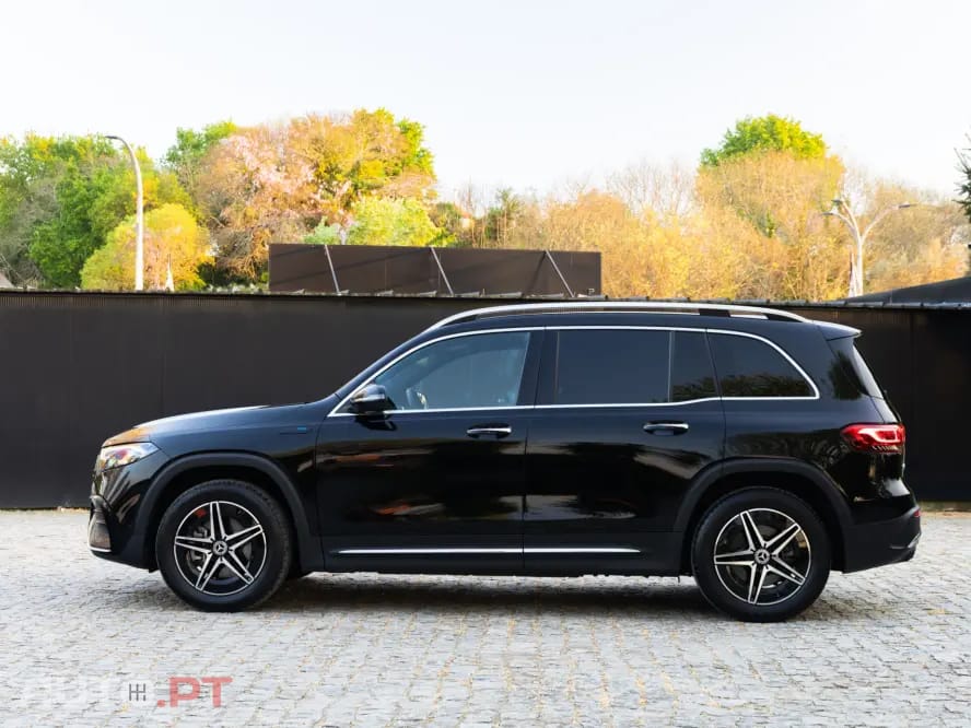 Mercedes-Benz EQB 300 4Matic AMG Line