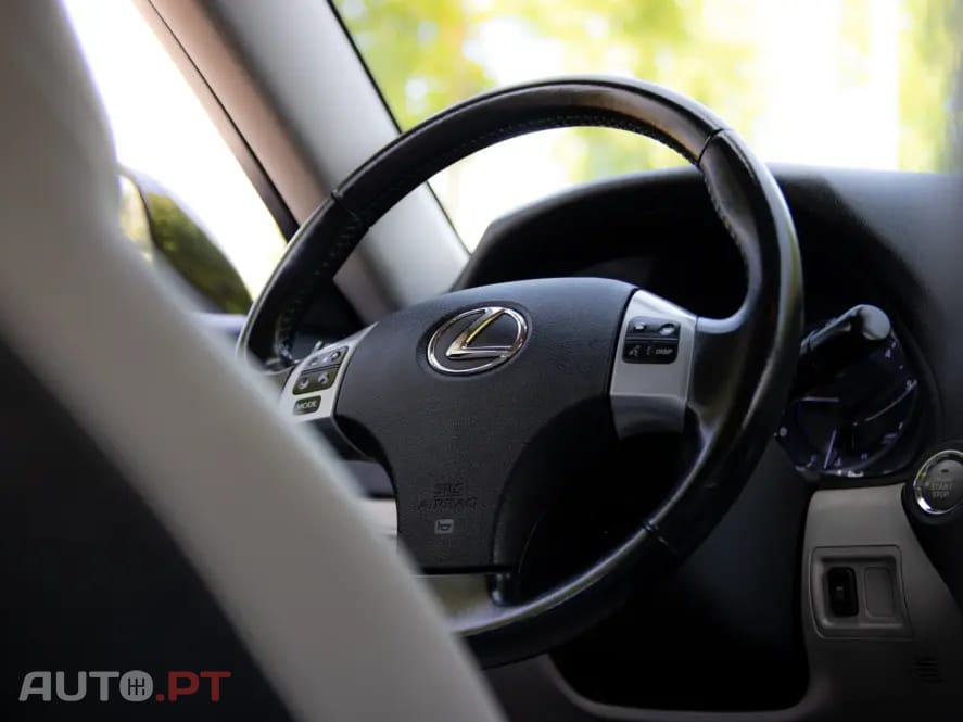 Lexus IS 200 d P.Executive 6G