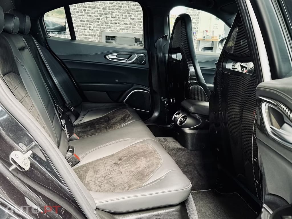 Alfa Romeo Giulia 2.9 Bi-Turbo Quadrifoglio AT8