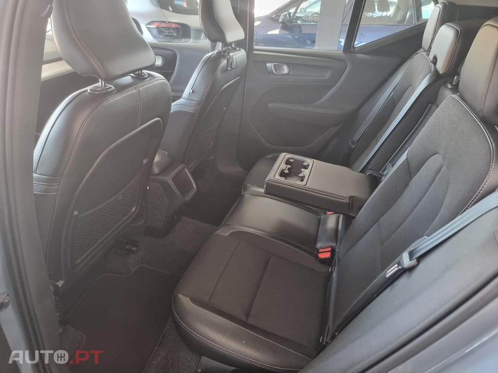 Volvo XC40 2.0 D3 Momentum Plus Geartronic