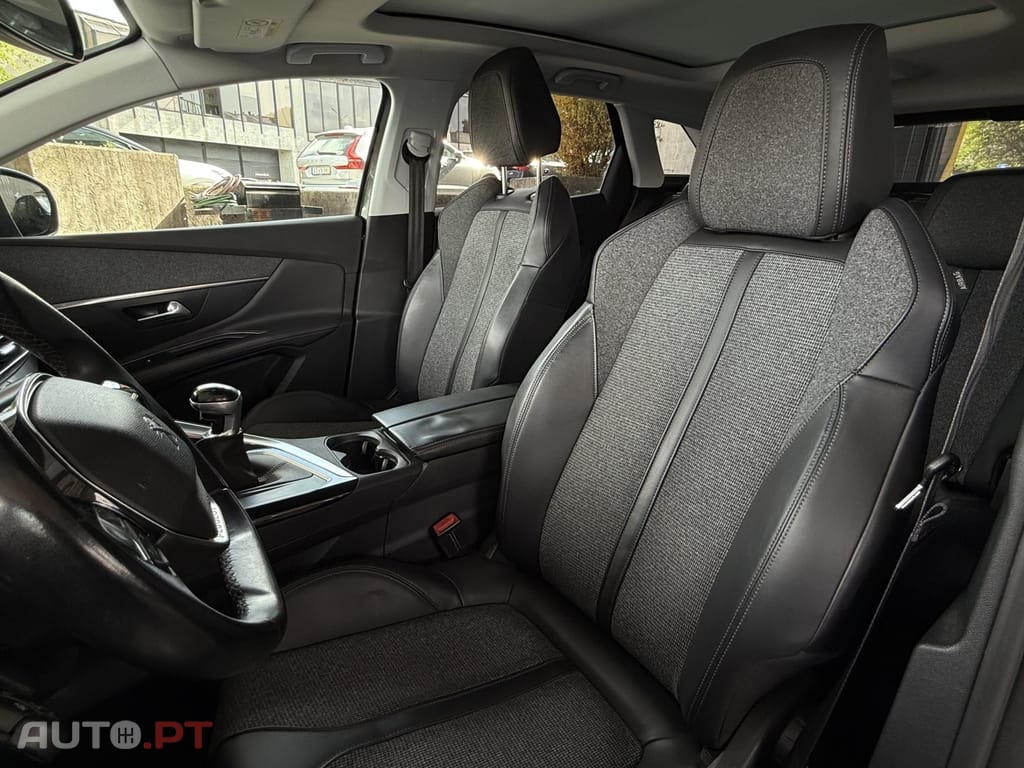 Peugeot 3008 1.2 PureTech Allure