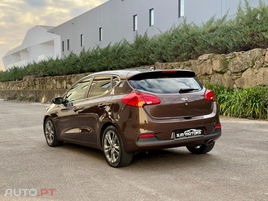 Kia Ceed 1.6 CRDi TX Sport Auto.
