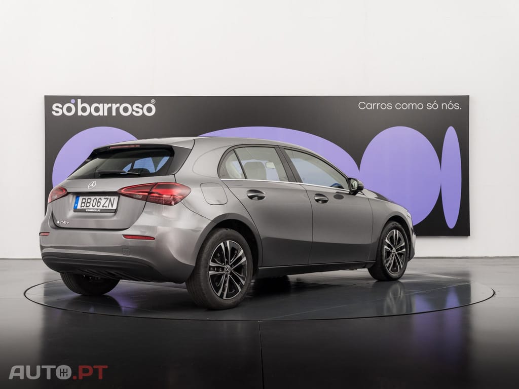 Mercedes-Benz A 250 e