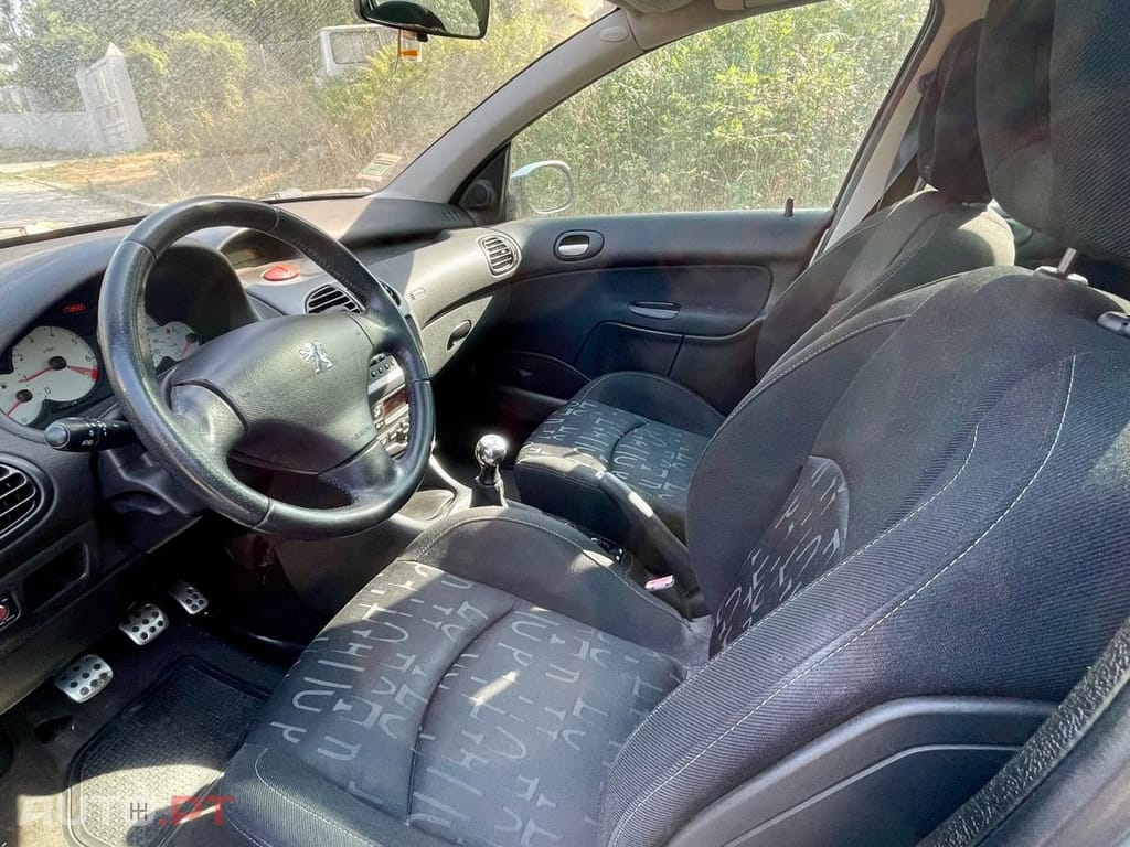 Peugeot 206 206