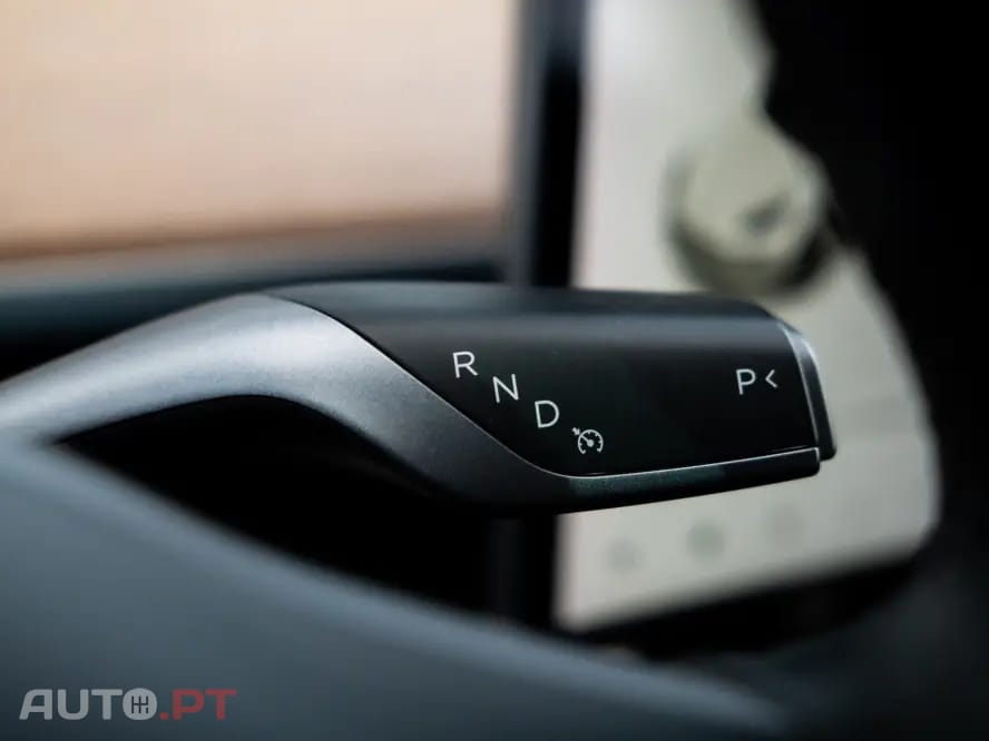 Tesla Model 3 Long Range AWD Dual Motor Performance
