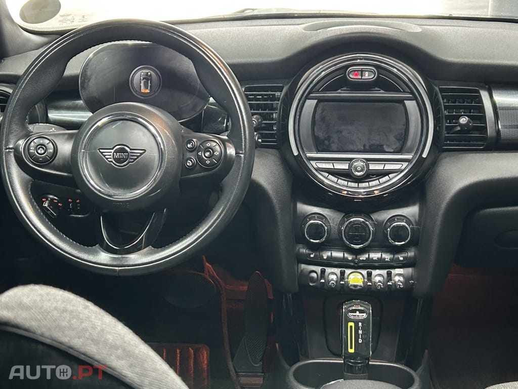 MINI Cooper Cooper SE