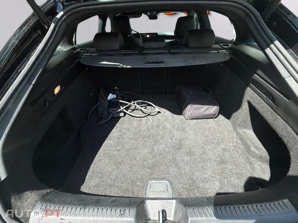 Mercedes-Benz CLA 250 e Shooting Brake Progressive