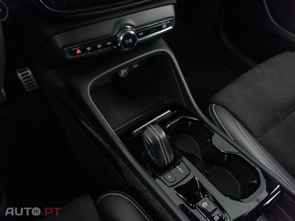 Volvo XC40 1.5 T5 PHEV R-Design