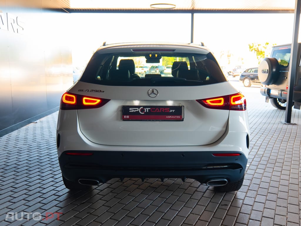 Mercedes-Benz GLA 250 e AMG Line