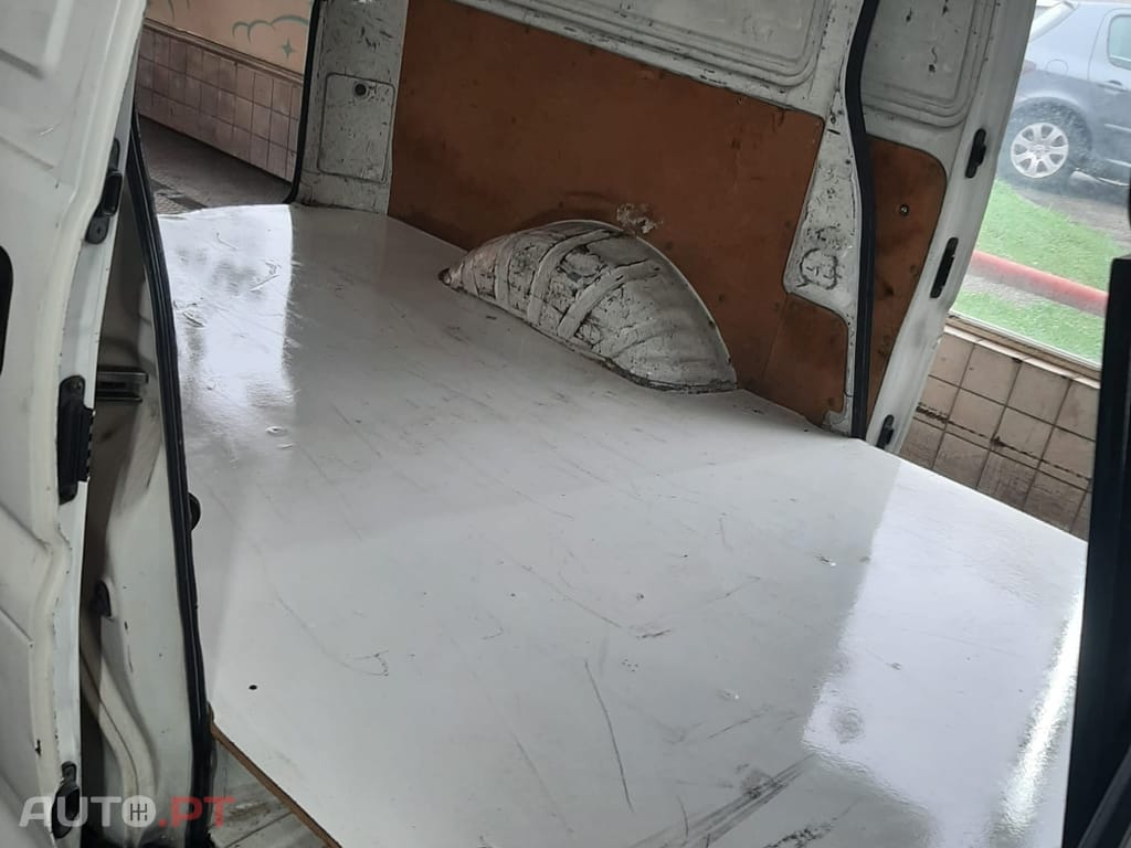 Opel Vivaro 2000 CDI