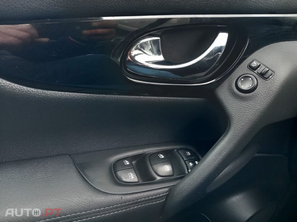 Nissan Qashqai 1.5 dCi N-Connecta Led