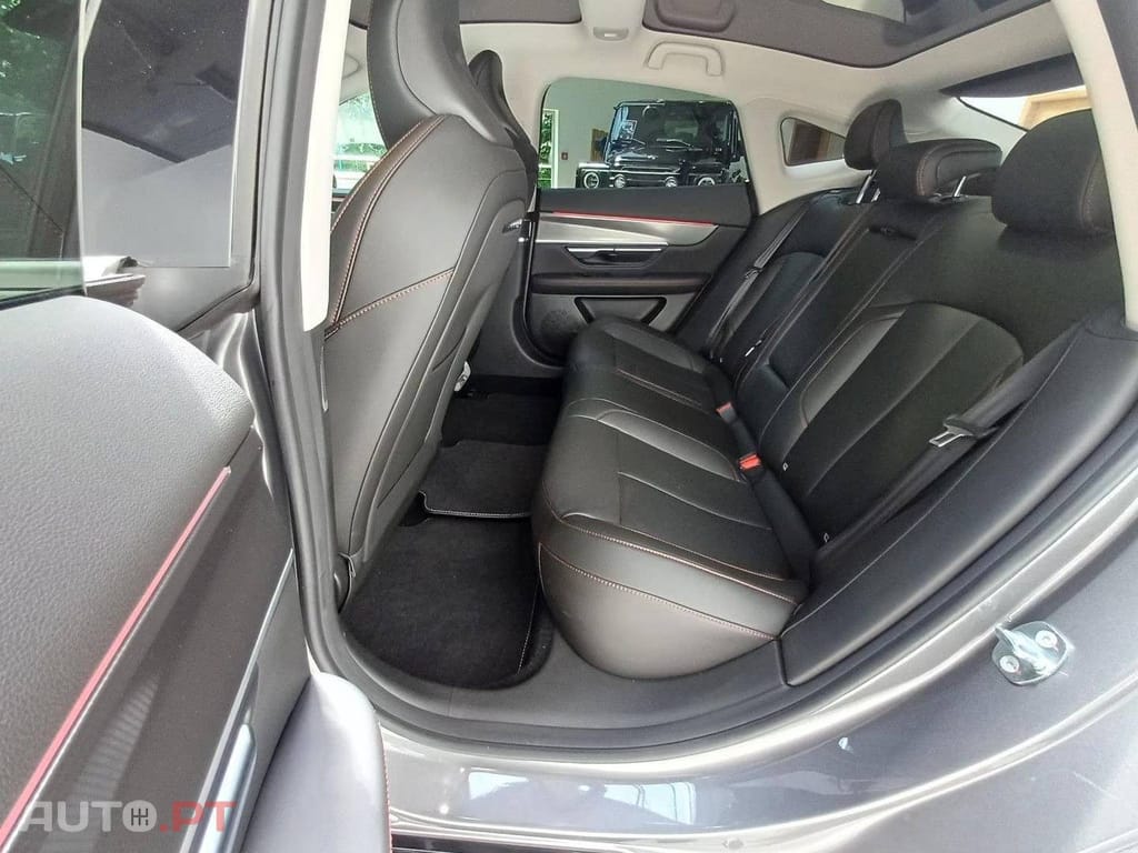 XPeng P7 Long Range rWD