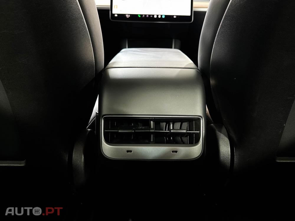 Tesla Model 3 Long-Range Dual Motor AWD