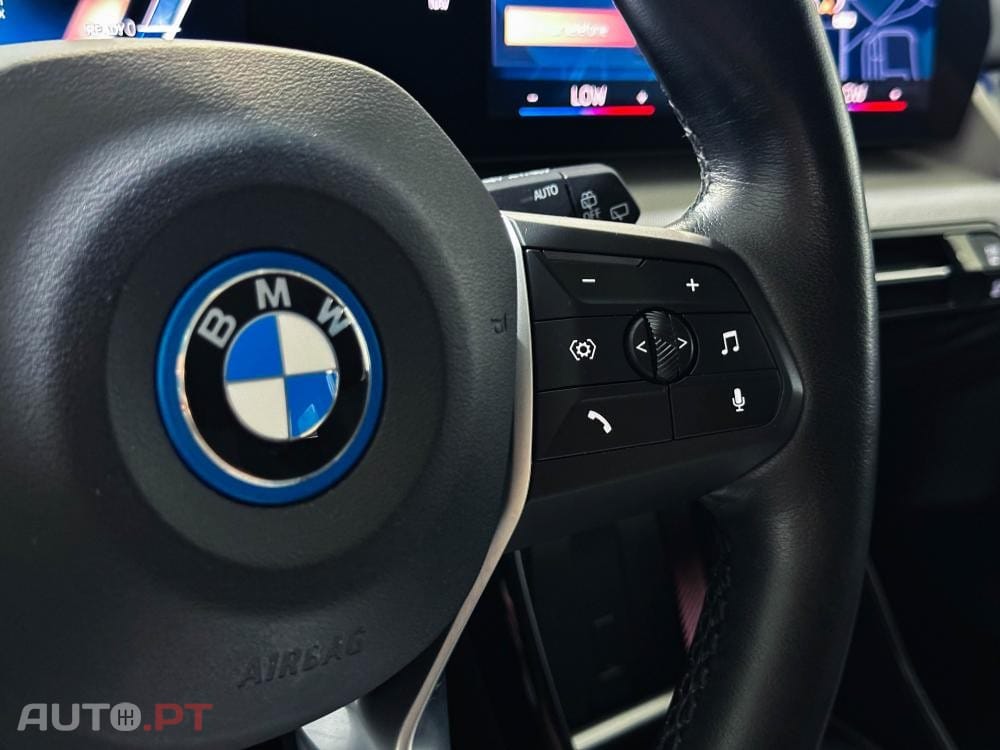 BMW iX1 xDrive30