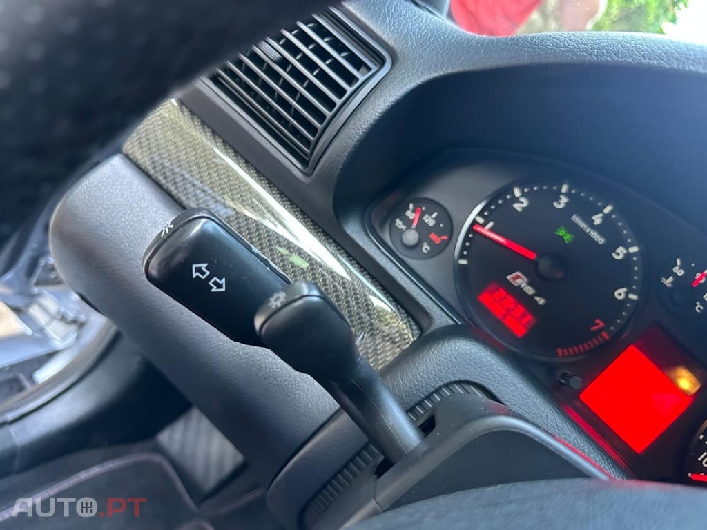 Audi RS4 2.7 V6 quattro