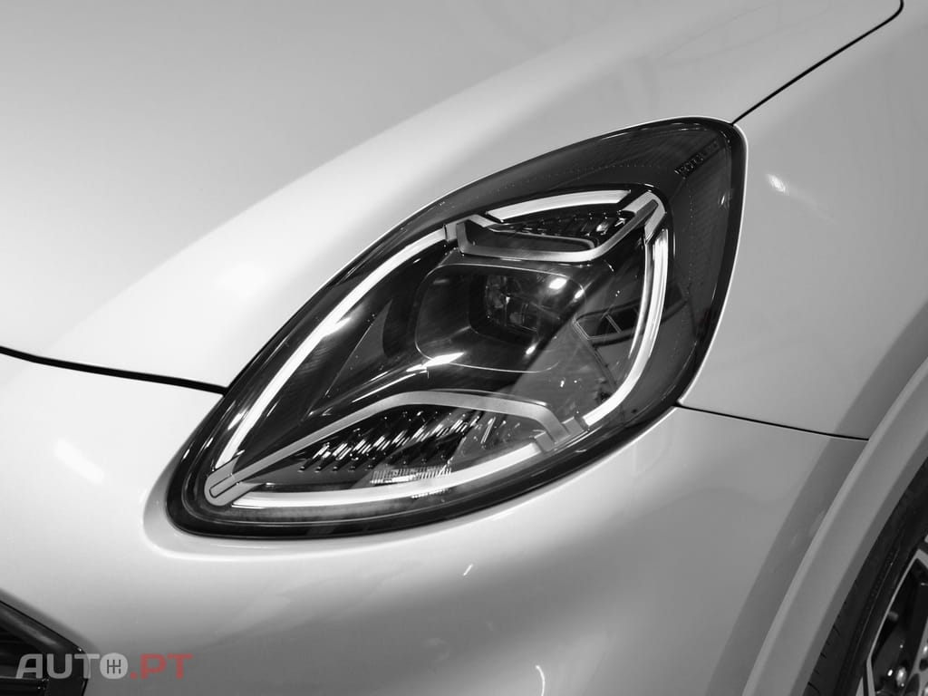 Ford Puma 1.0 EcoBoost MHEV ST-Line