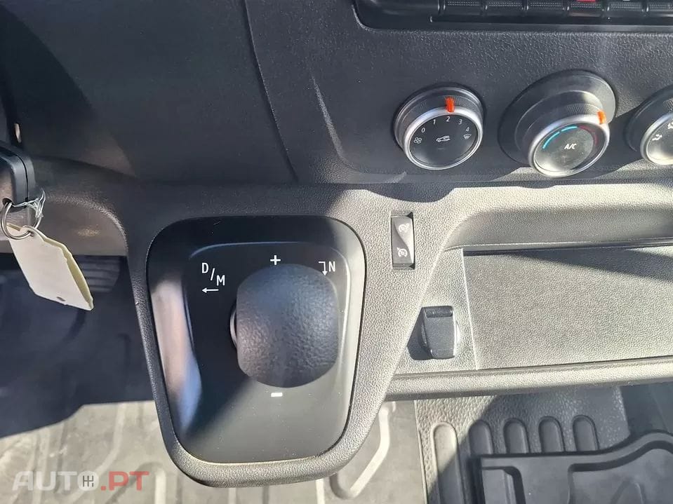 Renault Master Master 2.3 dci L2H2 hka 3.3t Caixa Automática 