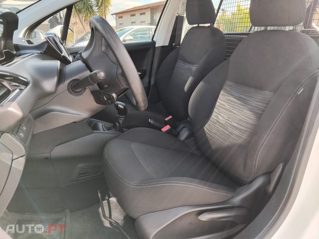 Peugeot 208 I 1.5 BlueHDi VAN