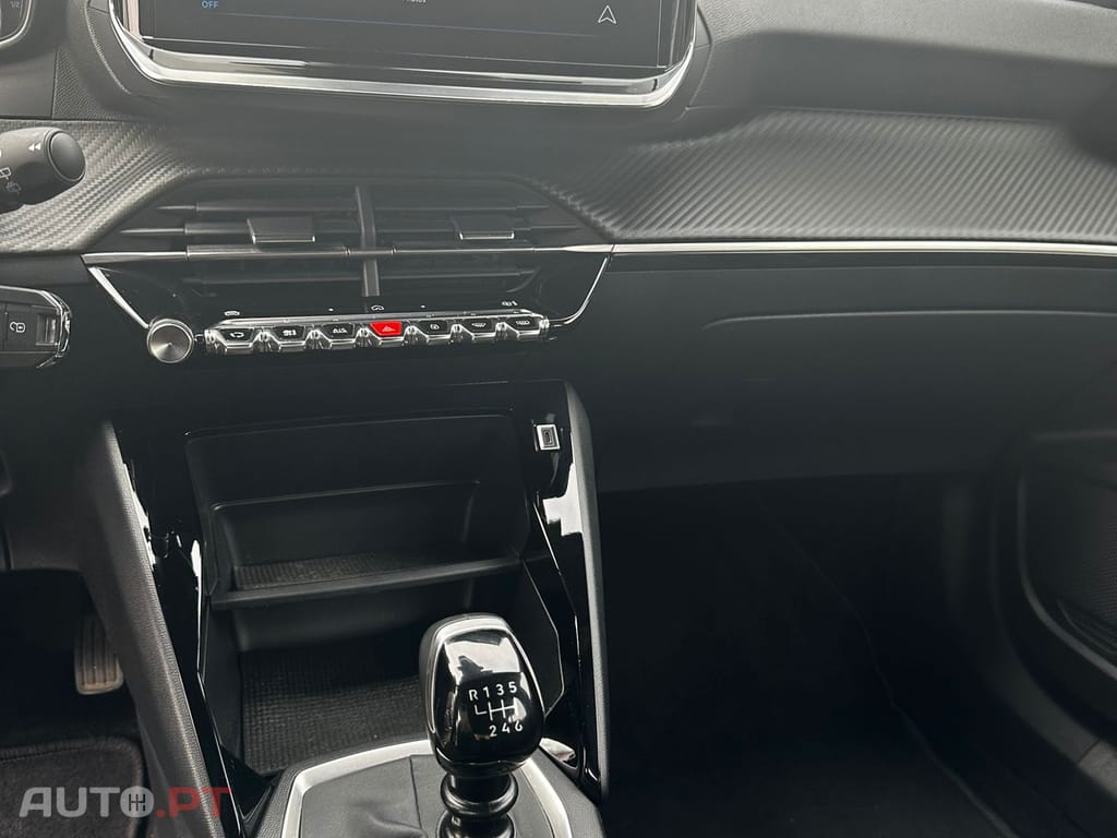Peugeot 2008 ACTIVE 1.2 PURETECH