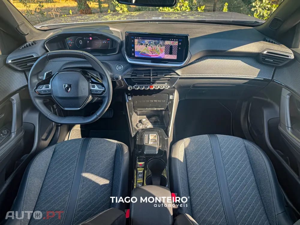 Peugeot 2008 1.2 Hybrid Allure e-DCS6