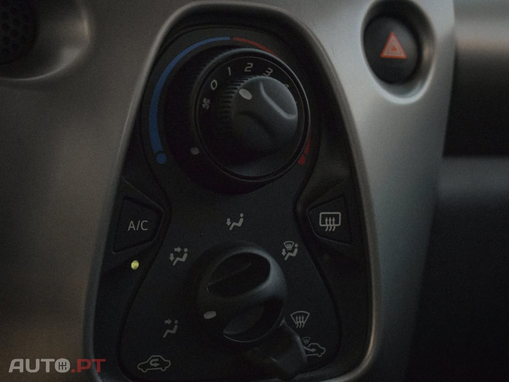 Toyota Aygo Caixa Automática 1.0