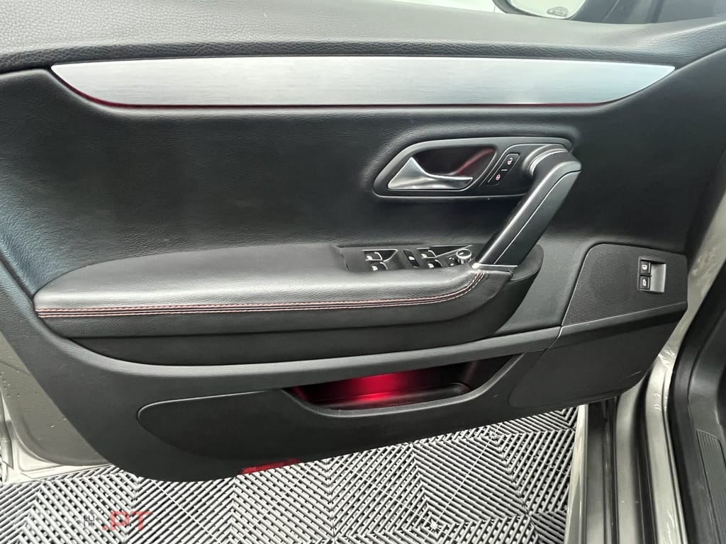 Volkswagen Passat CC 2.0 TDi DSG