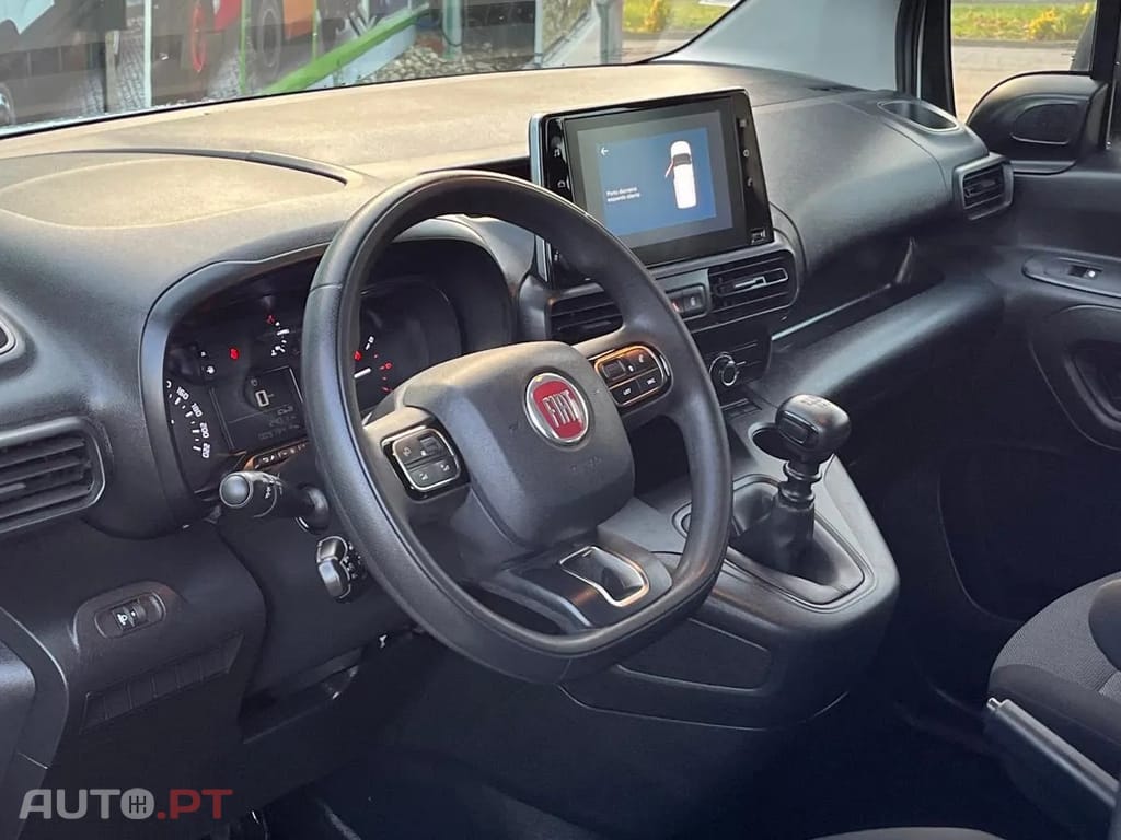Fiat Doblo 5 LUGARES LONGA