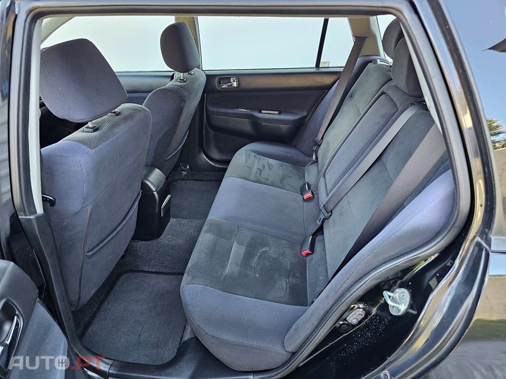 Mitsubishi Lancer SW 1.6 Intense GPL