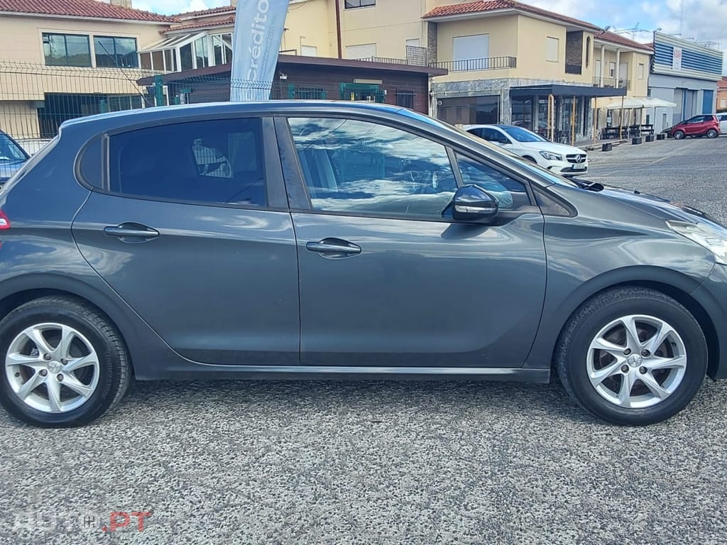 Peugeot 208 1.4 HDi Active