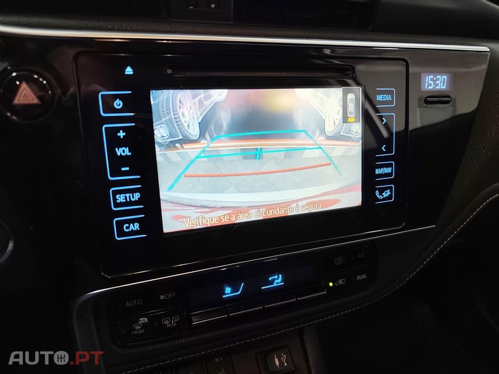 Toyota Auris Touring Sports 1.8 HSD Exclusive+Navi